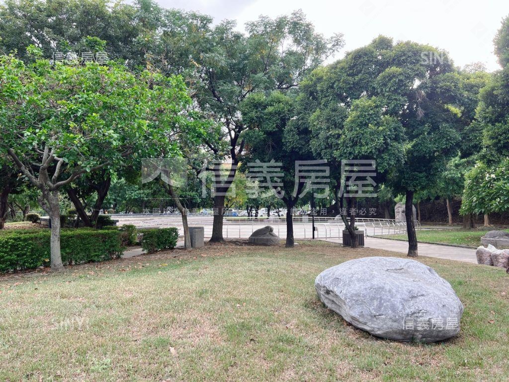 溫莎小品首購兩房附車位房屋室內格局與周邊環境