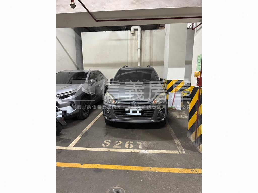 力霸倫敦城Ｂ３房屋室內格局與周邊環境