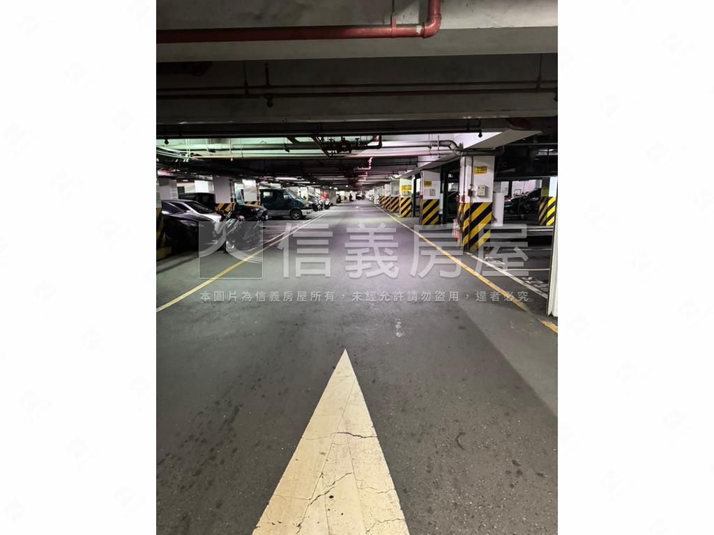 力霸倫敦城Ｂ３房屋室內格局與周邊環境