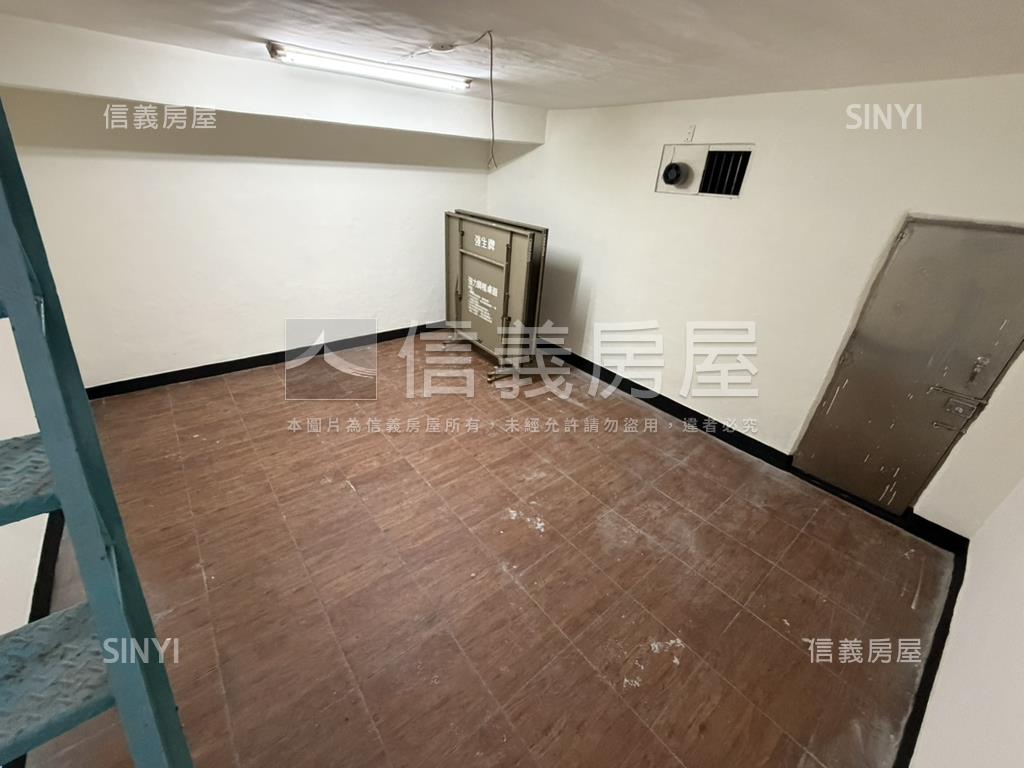 國光街一樓方便停車房屋室內格局與周邊環境