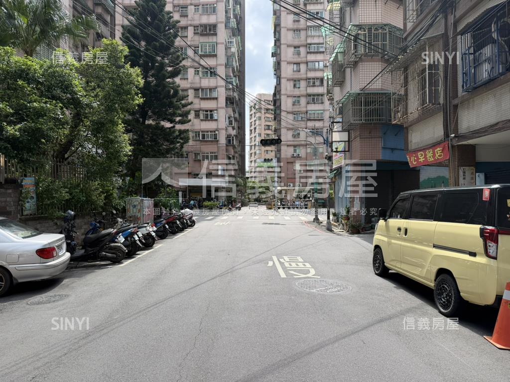 國光街一樓方便停車房屋室內格局與周邊環境