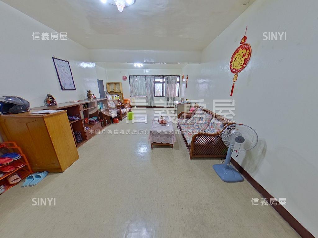 機能便利大空間美寓房屋室內格局與周邊環境