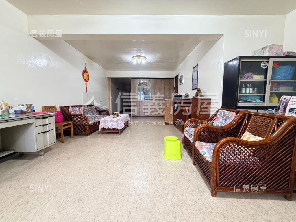 機能便利大空間美寓房屋室內格局與周邊環境