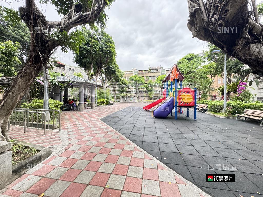 專任！龍城！收租黃金店面房屋室內格局與周邊環境