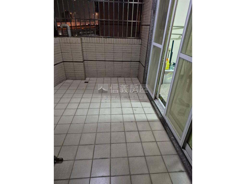屋況佳五甲輕屋齡騎樓美透房屋室內格局與周邊環境