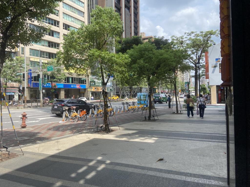 正隆天第極稀有露臺高樓戶房屋室內格局與周邊環境