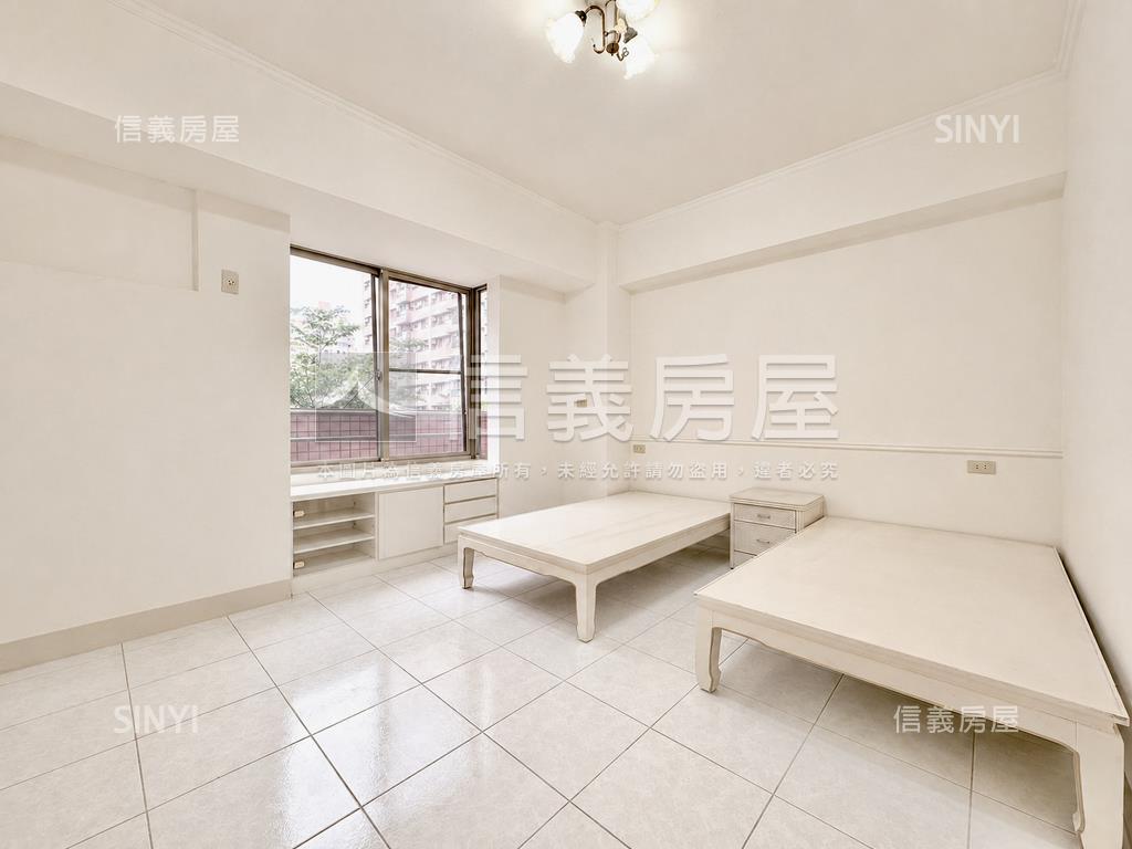 河堤維也納ＤＣ美四房平車房屋室內格局與周邊環境