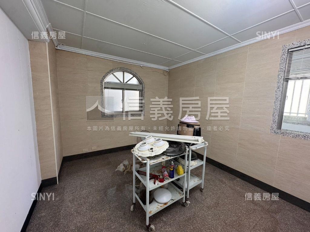 萬里壹樓邊間美寓房屋室內格局與周邊環境
