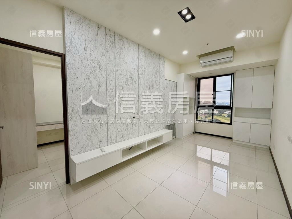 捷運站對面麗寶高樓兩房房屋室內格局與周邊環境