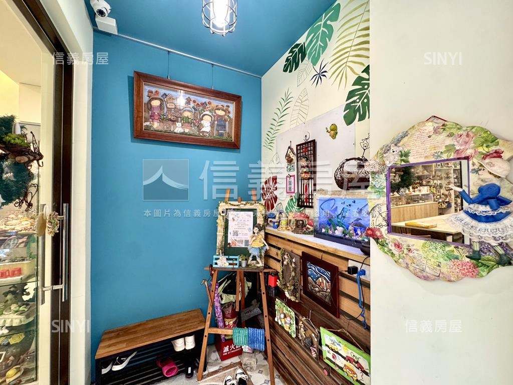 新莊街流光溢彩大面寬美店房屋室內格局與周邊環境