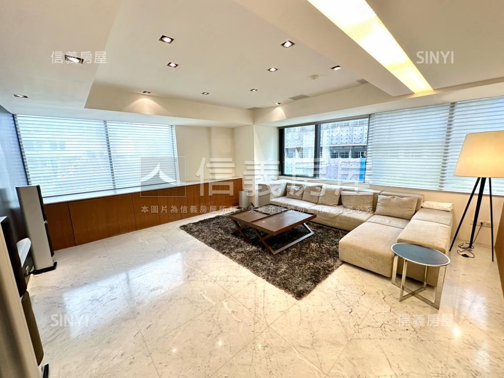 五鐵★質感大器四房辦公房屋室內格局與周邊環境