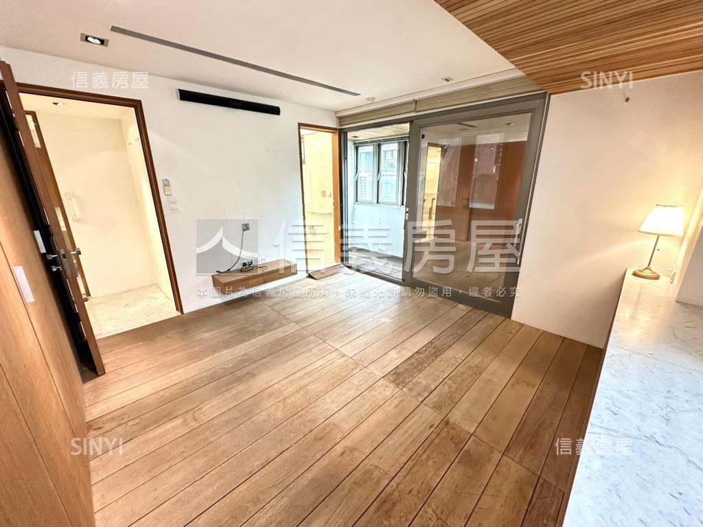 五鐵★質感大器四房辦公房屋室內格局與周邊環境