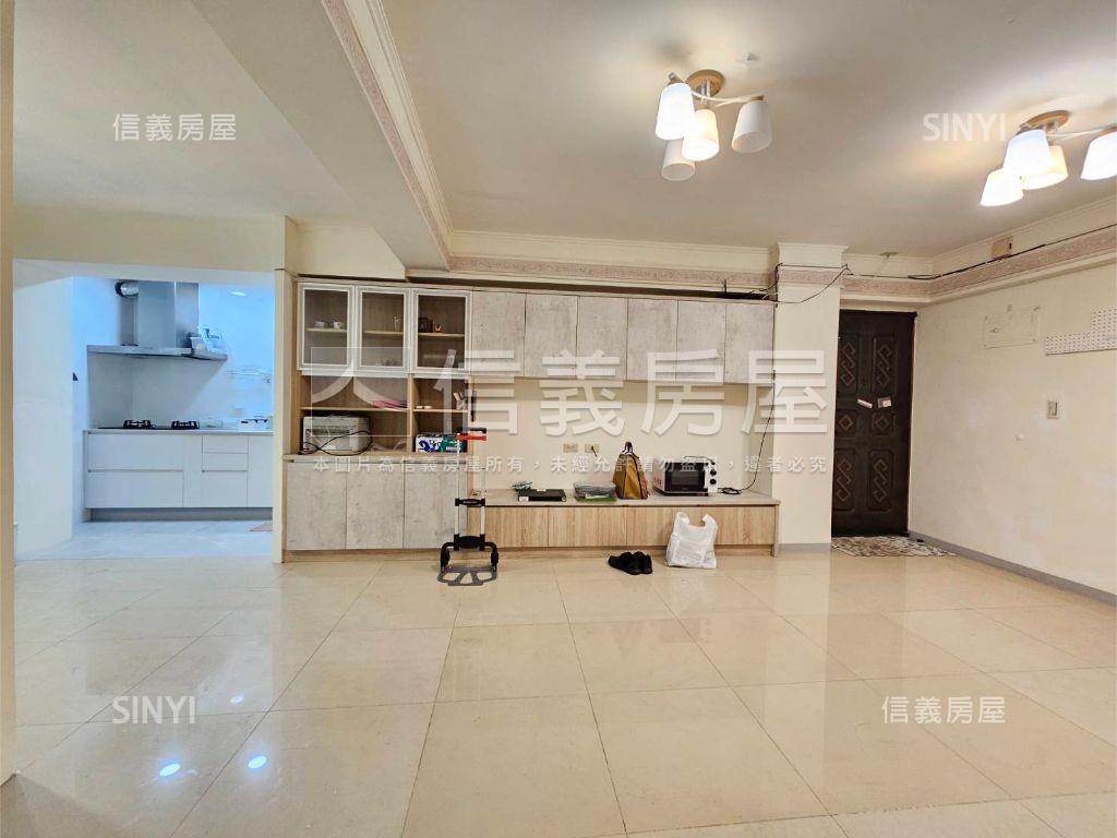 長泰河濱方正電梯兩房房屋室內格局與周邊環境
