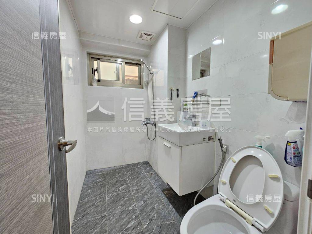 長泰河濱方正電梯兩房房屋室內格局與周邊環境