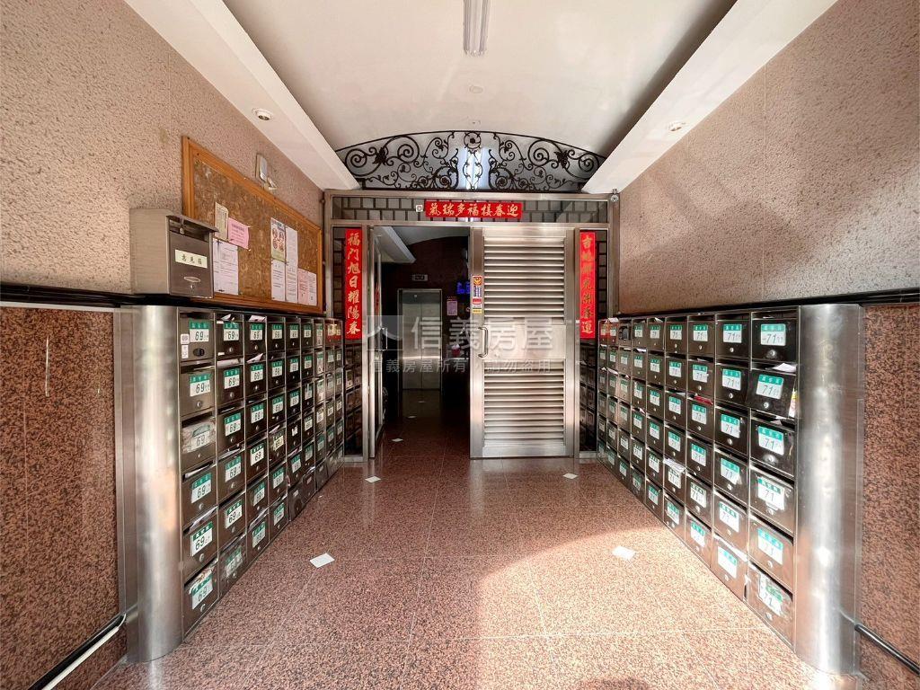 萬芳捷運茀萊堡電梯綠景宅房屋室內格局與周邊環境