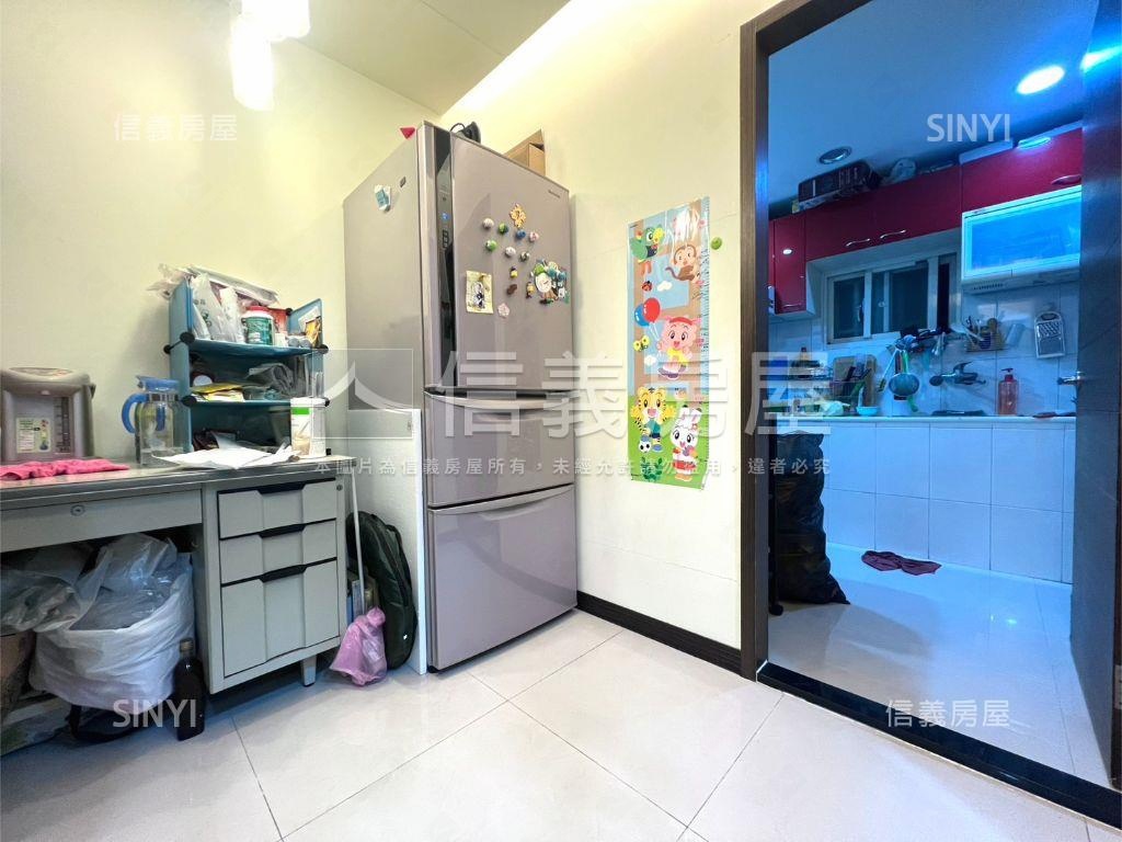 捷運·園區陽光書香美三房房屋室內格局與周邊環境