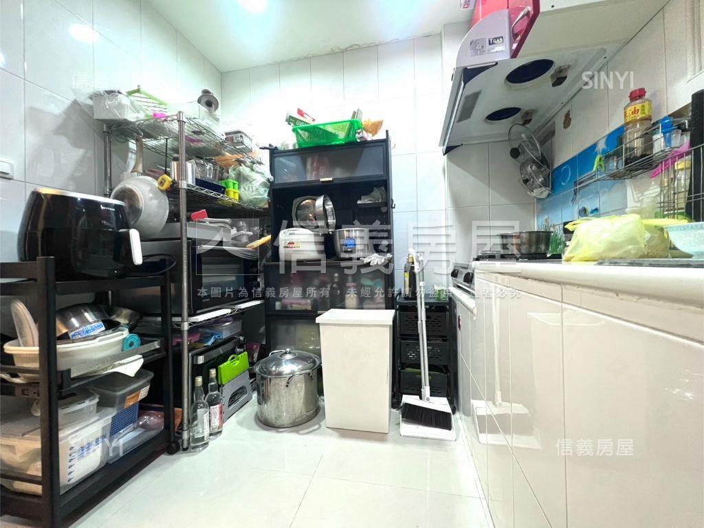 捷運·園區陽光書香美三房房屋室內格局與周邊環境