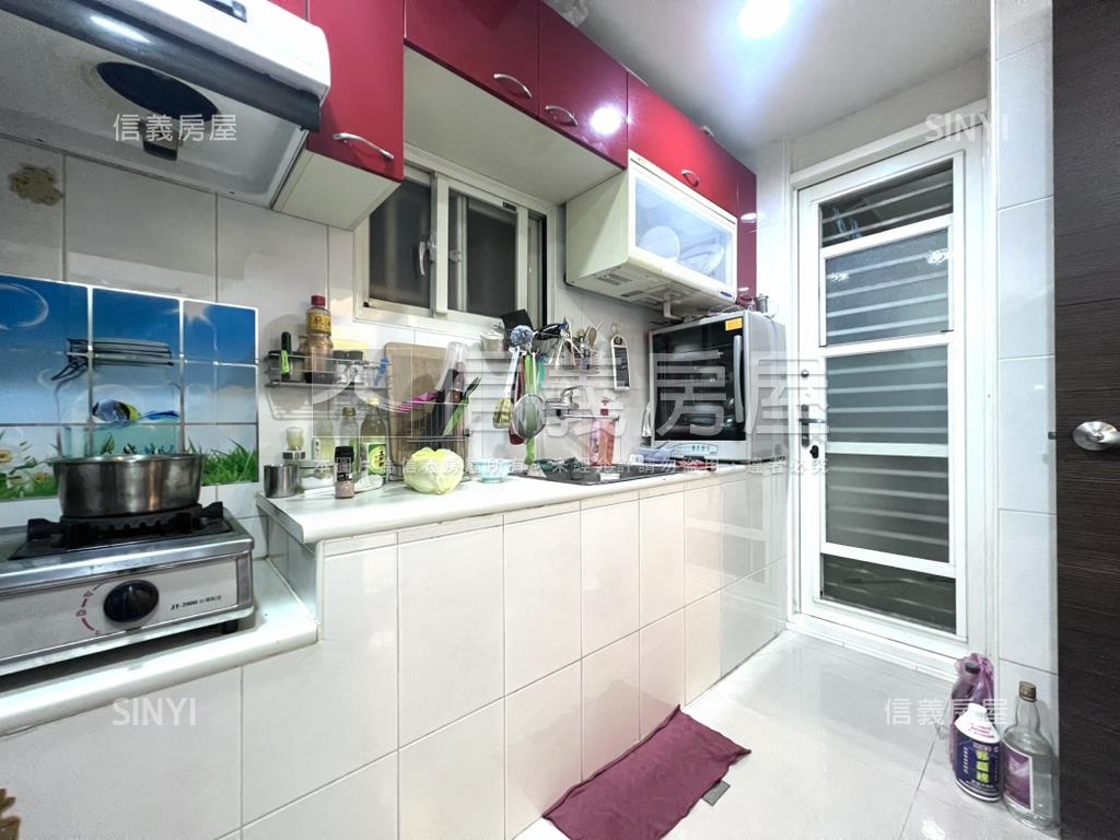 捷運·園區陽光書香美三房房屋室內格局與周邊環境