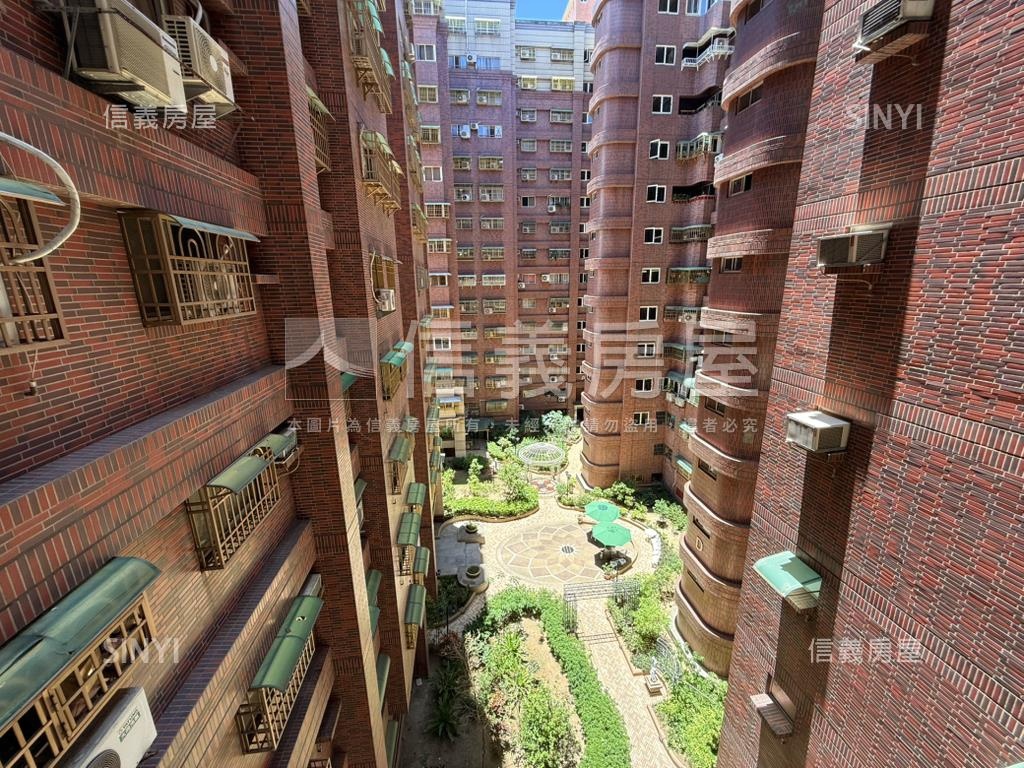 五甲第一歐薇花園三房平車房屋室內格局與周邊環境