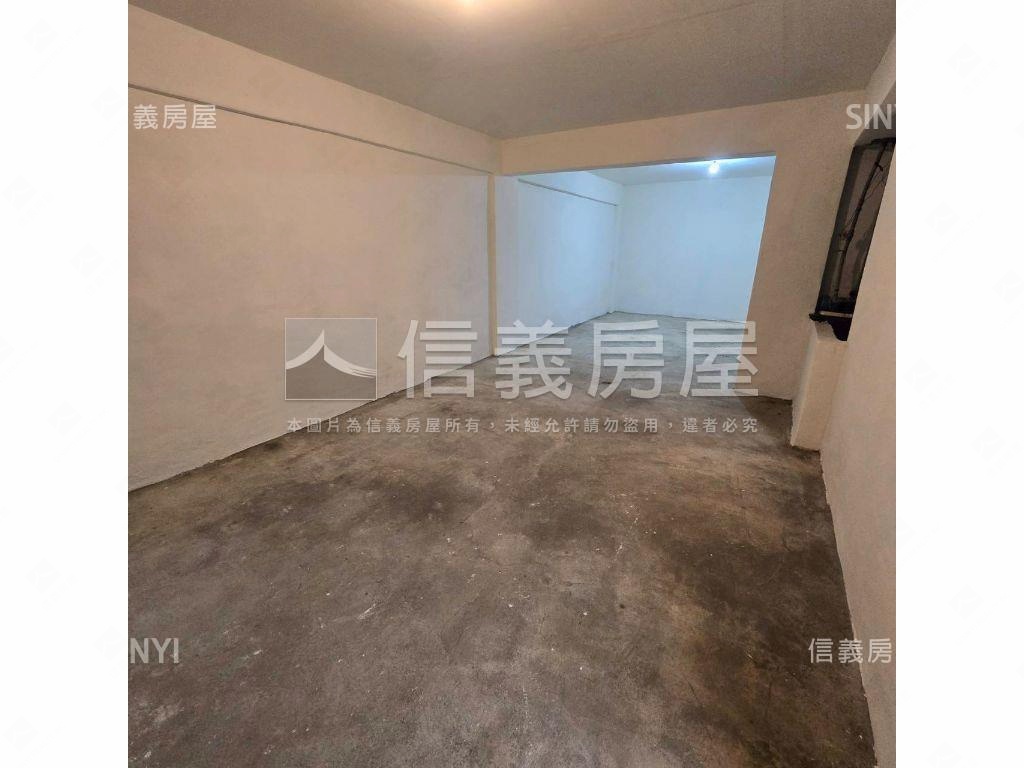 府中站南雅市場金店面房屋室內格局與周邊環境