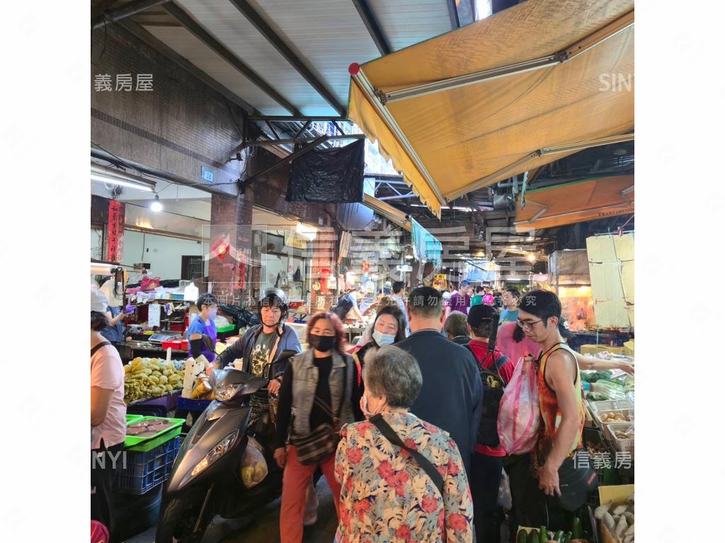 府中站南雅市場金店面房屋室內格局與周邊環境