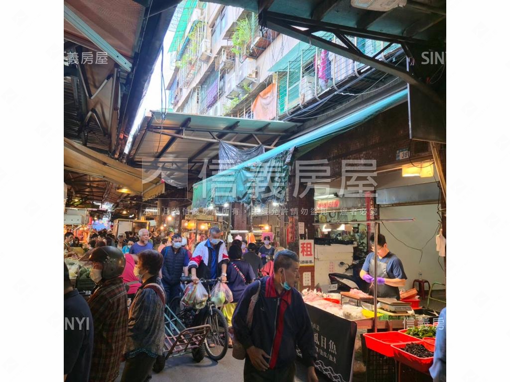 府中站南雅市場金店面房屋室內格局與周邊環境