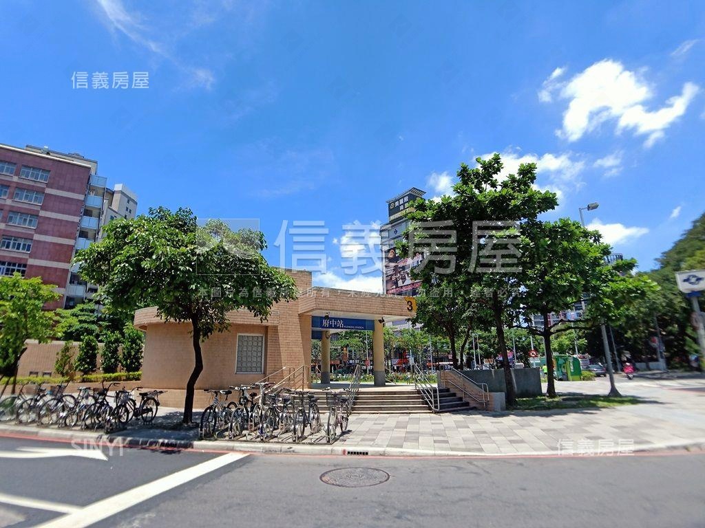 府中站南雅市場金店面房屋室內格局與周邊環境