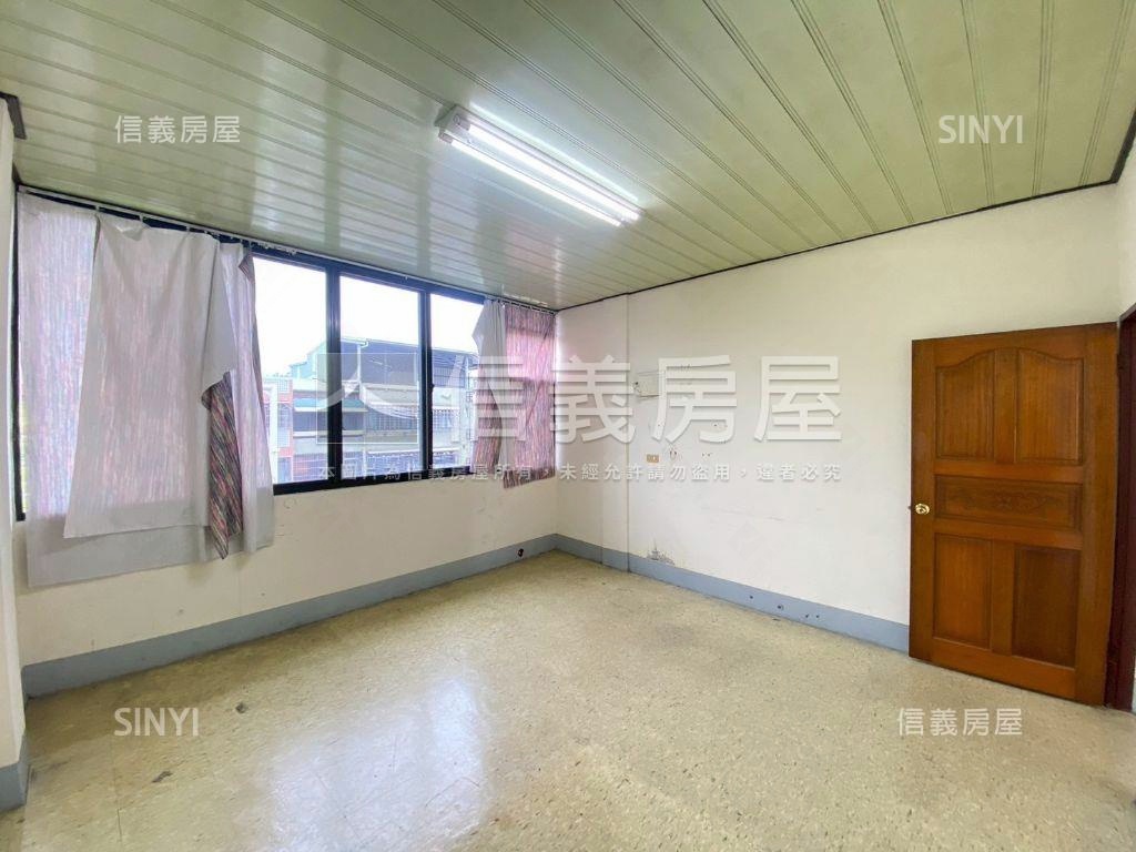 邊間◆五權南路傳家金透店房屋室內格局與周邊環境