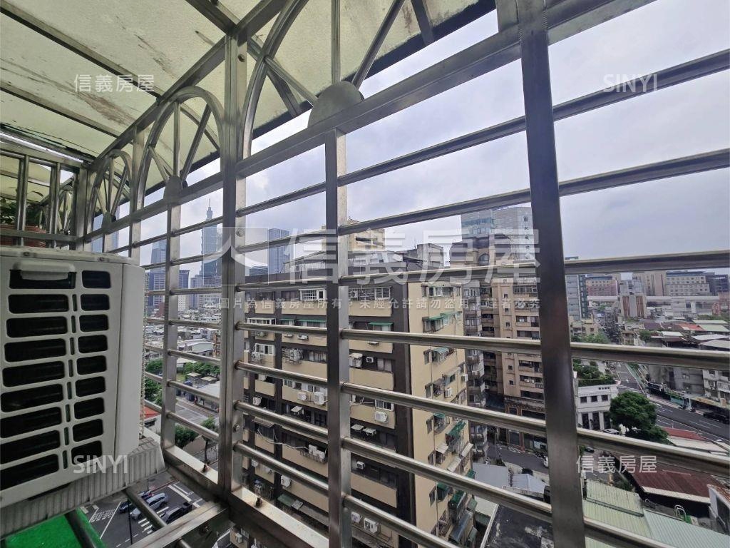 松信路高樓層電梯兩大房房屋室內格局與周邊環境
