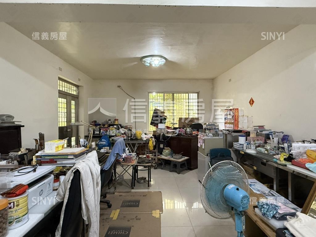 面寬約９米前庭透天房屋室內格局與周邊環境