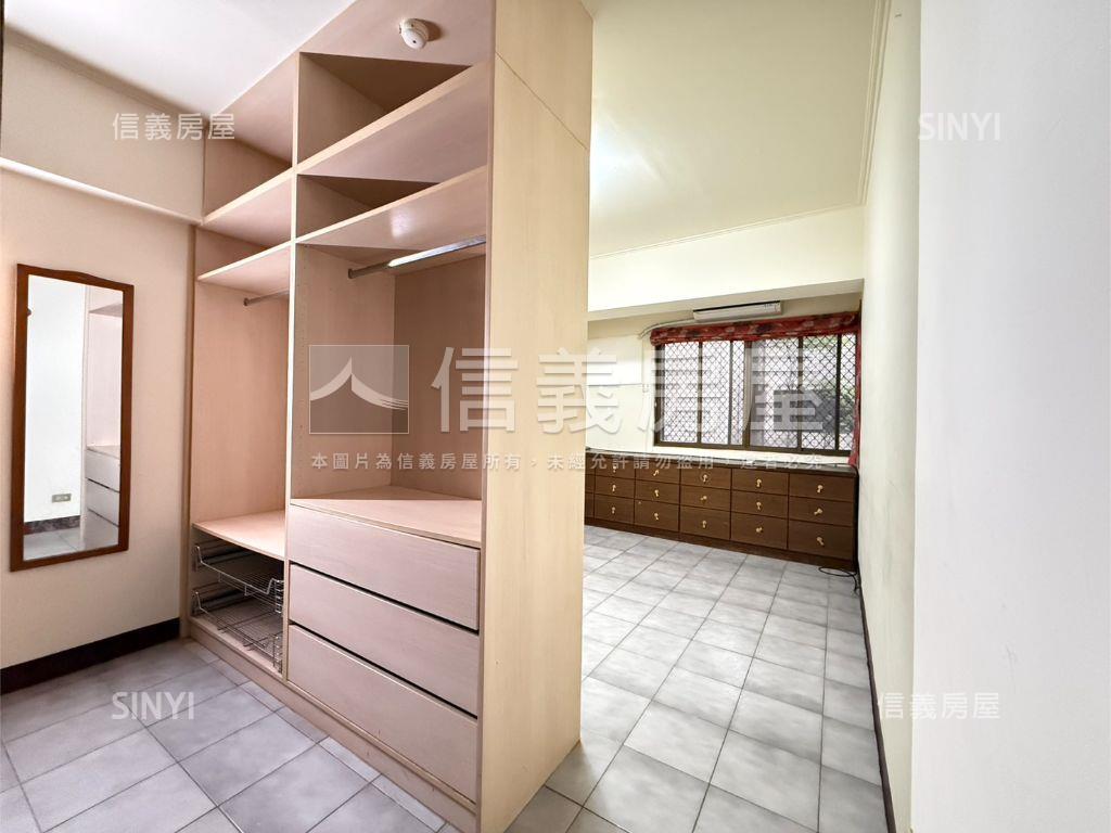 正五期大業學區面公園３房房屋室內格局與周邊環境