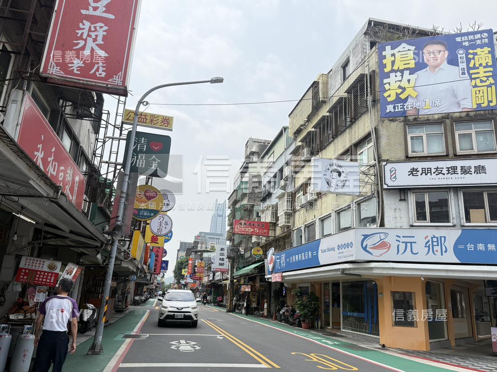 琢格７７兩房車位房屋室內格局與周邊環境