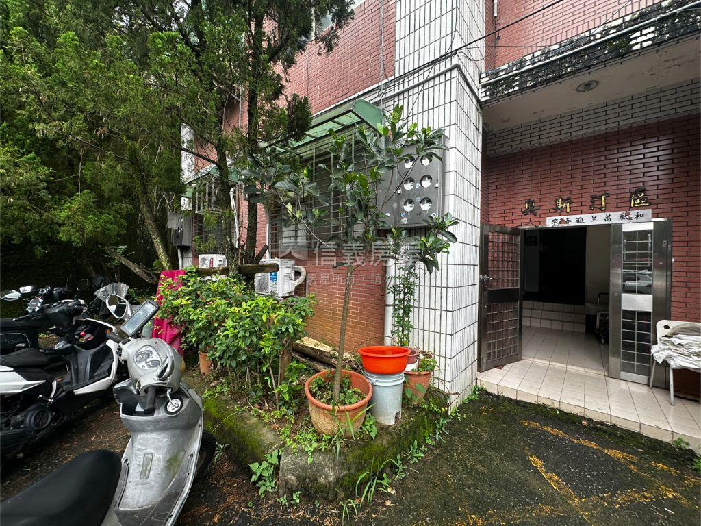 中華大學旁精美套房房屋室內格局與周邊環境