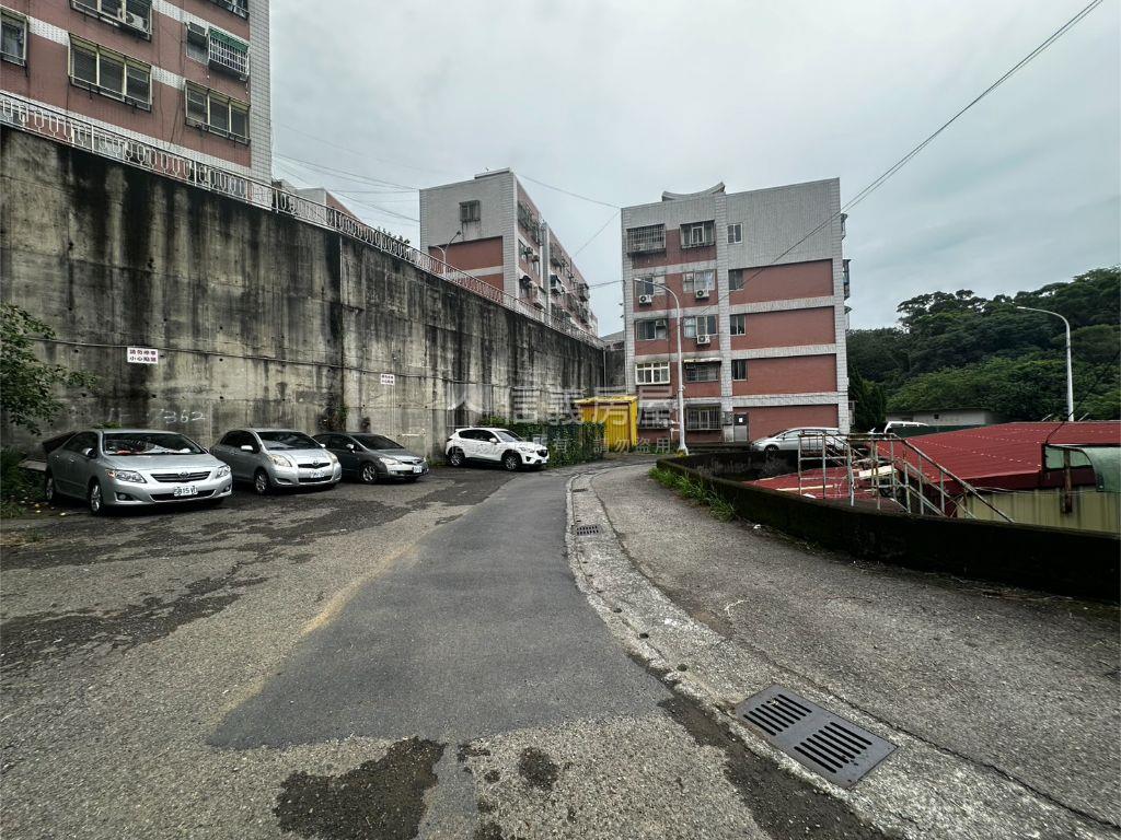 中華大學旁精美套房房屋室內格局與周邊環境