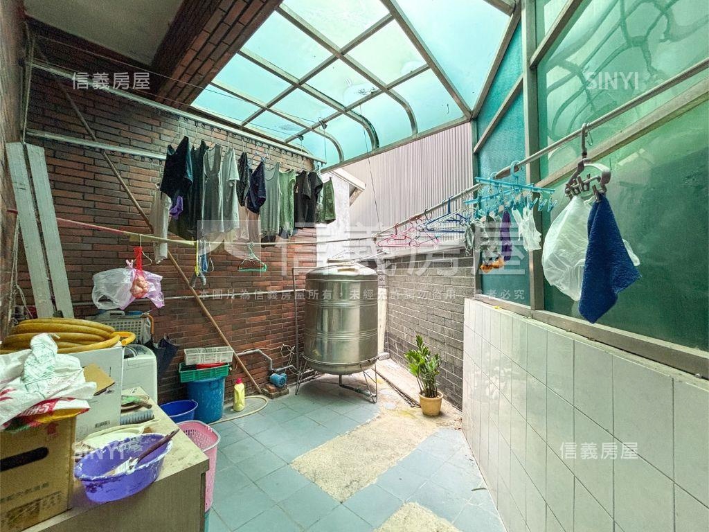 七米大面寬門口可停車店透房屋室內格局與周邊環境