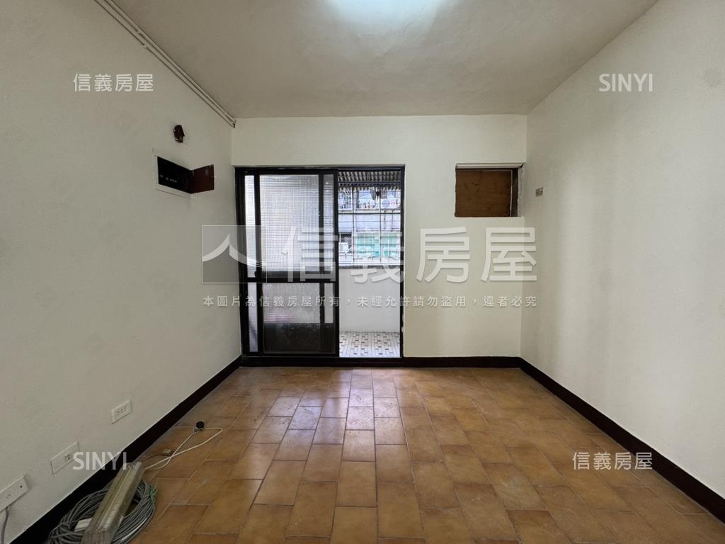［專任］近板南線採光公寓房屋室內格局與周邊環境