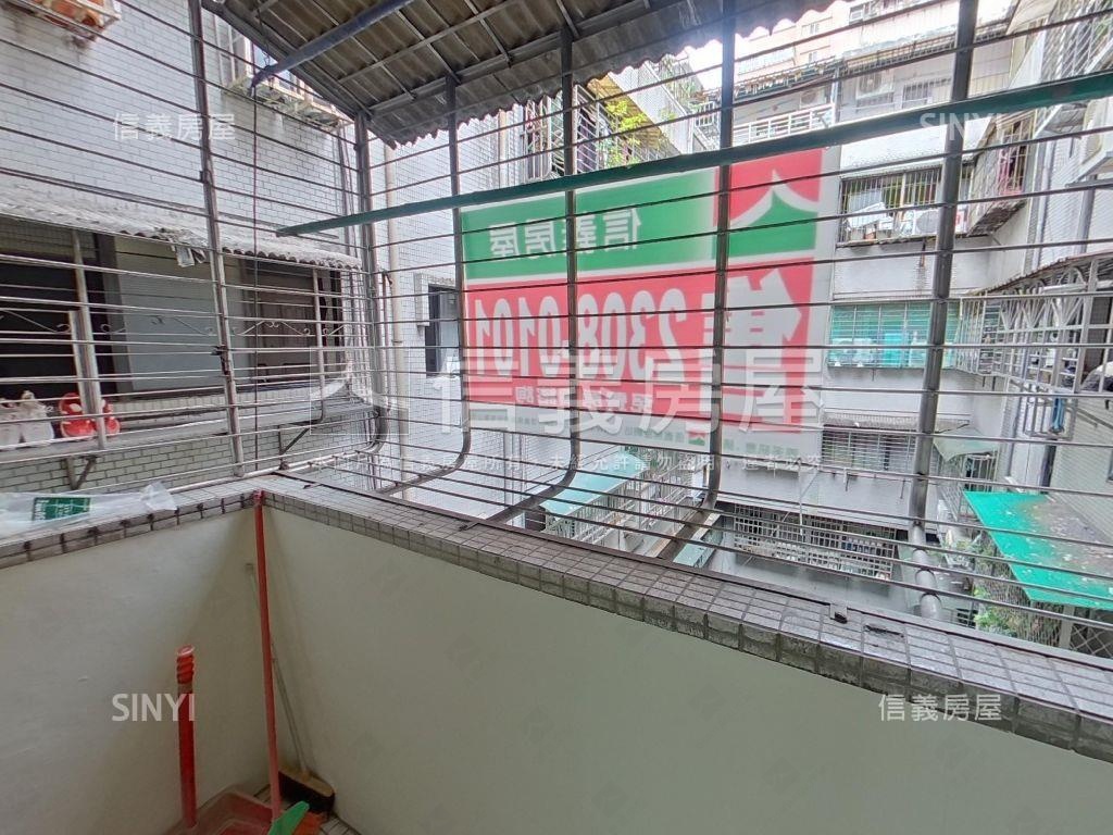 ［專任］近板南線採光公寓房屋室內格局與周邊環境