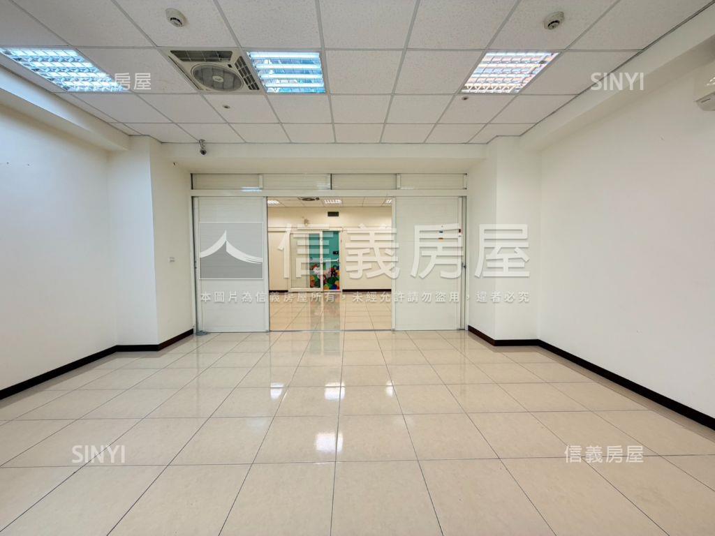 龍鳳雙星低總價辦公房屋室內格局與周邊環境