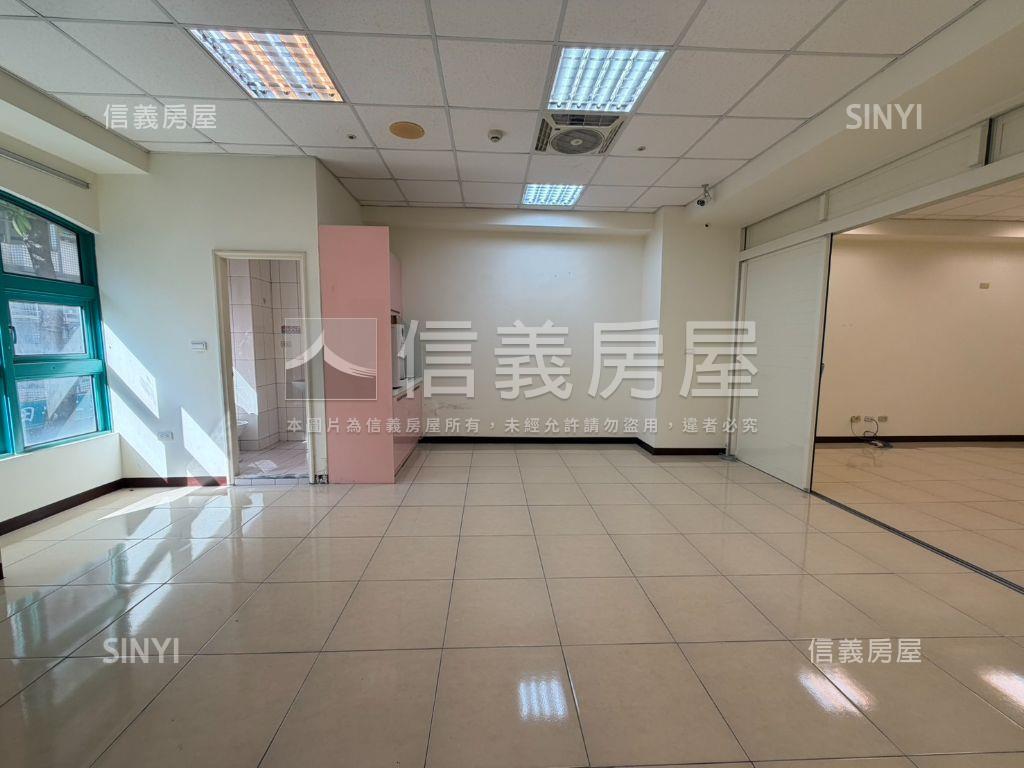 龍鳳雙星低總價辦公房屋室內格局與周邊環境
