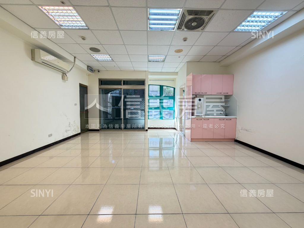 龍鳳雙星低總價辦公房屋室內格局與周邊環境