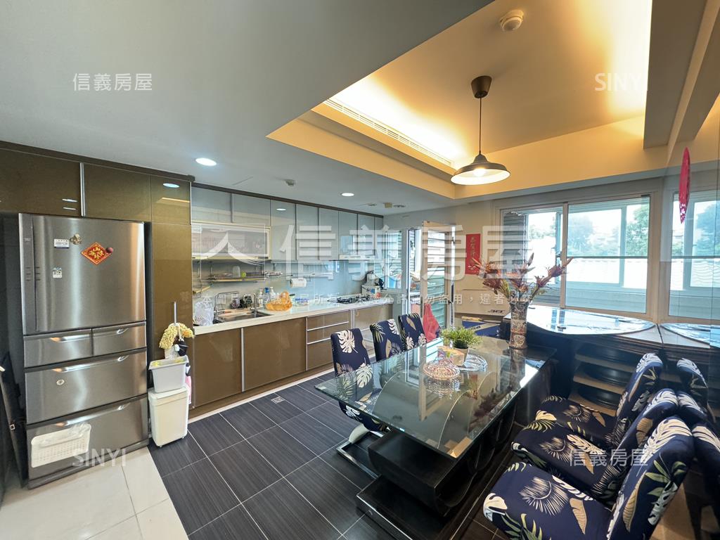 稀有帝品三房三車位露臺房屋室內格局與周邊環境