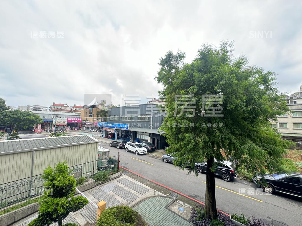 稀有帝品三房三車位露臺房屋室內格局與周邊環境