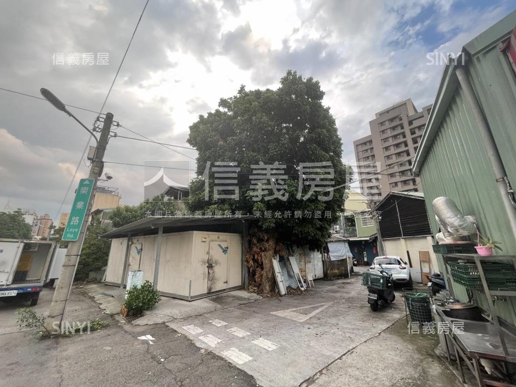 近建國市場角地房屋室內格局與周邊環境