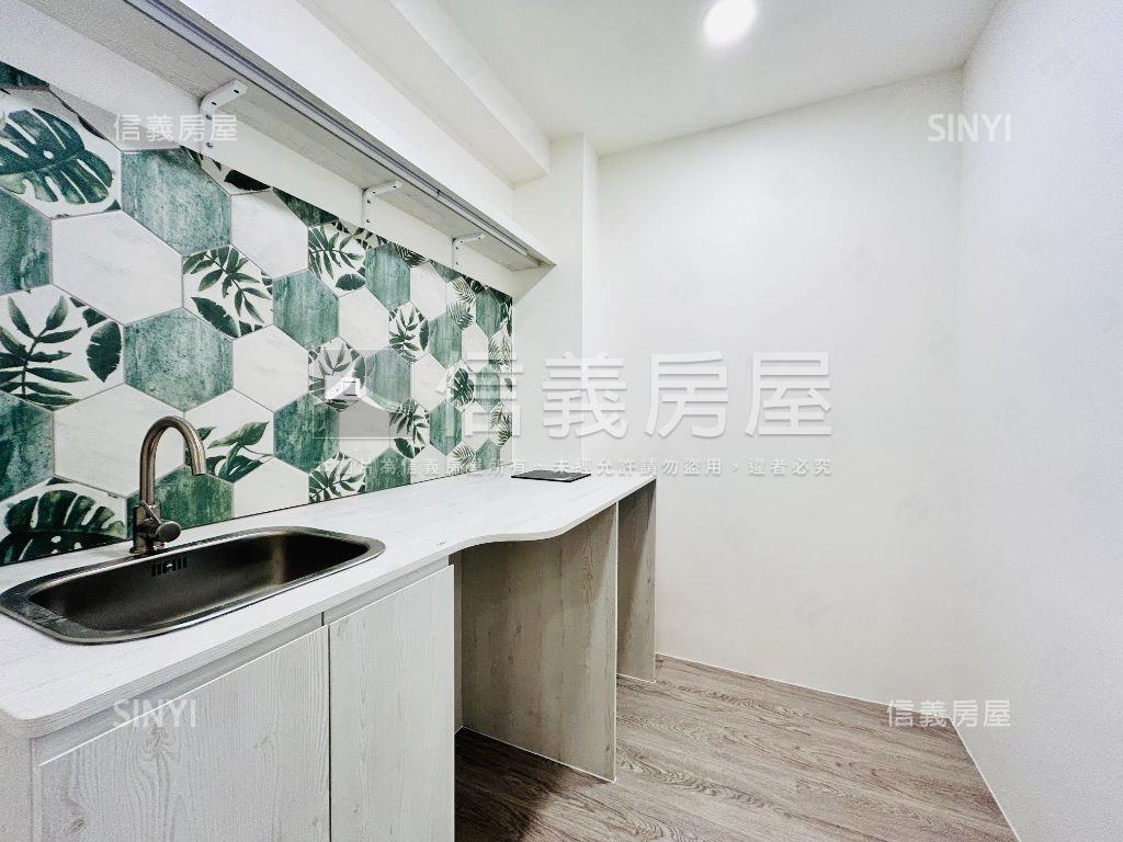 三和國中捷運採光美宅房屋室內格局與周邊環境