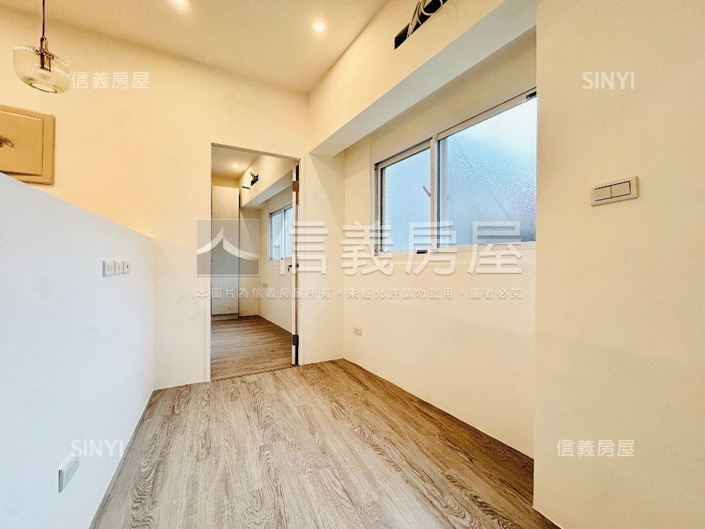 三和國中捷運採光美宅房屋室內格局與周邊環境