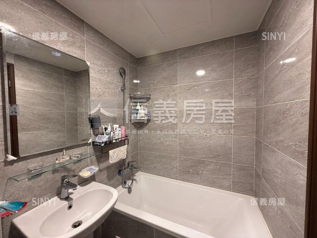 寶欣里安三房車位房屋室內格局與周邊環境