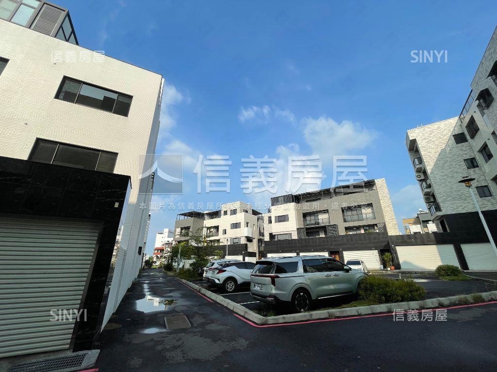 關廟靜巷輕屋齡五房透天房屋室內格局與周邊環境