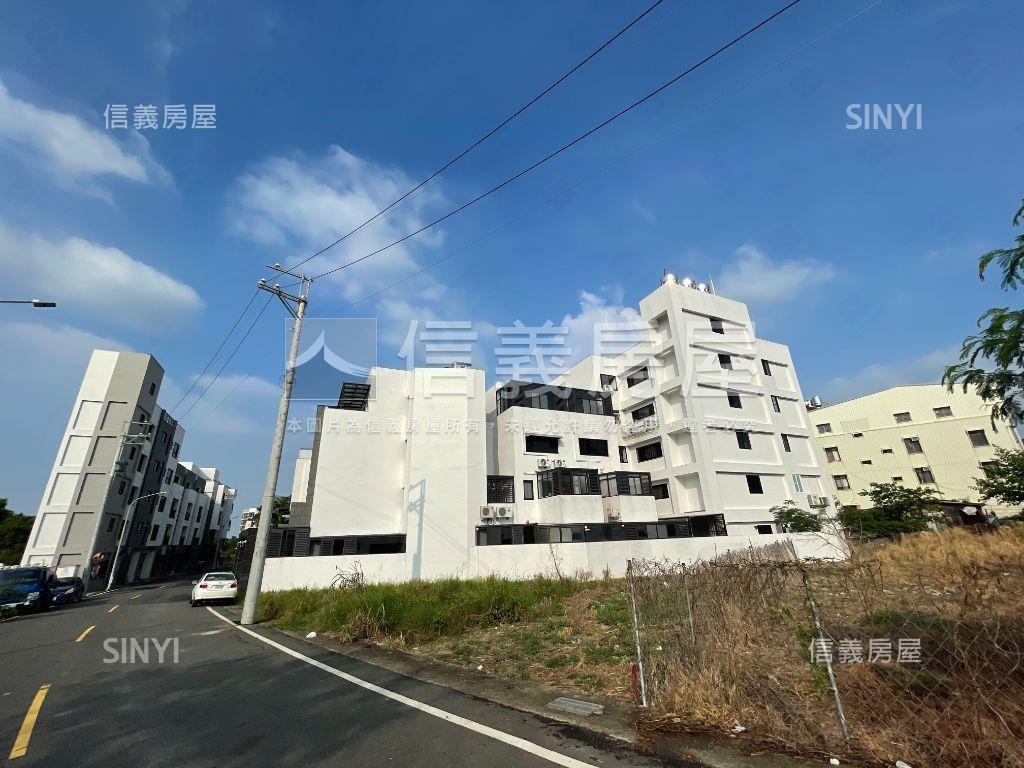 關廟靜巷輕屋齡五房透天房屋室內格局與周邊環境