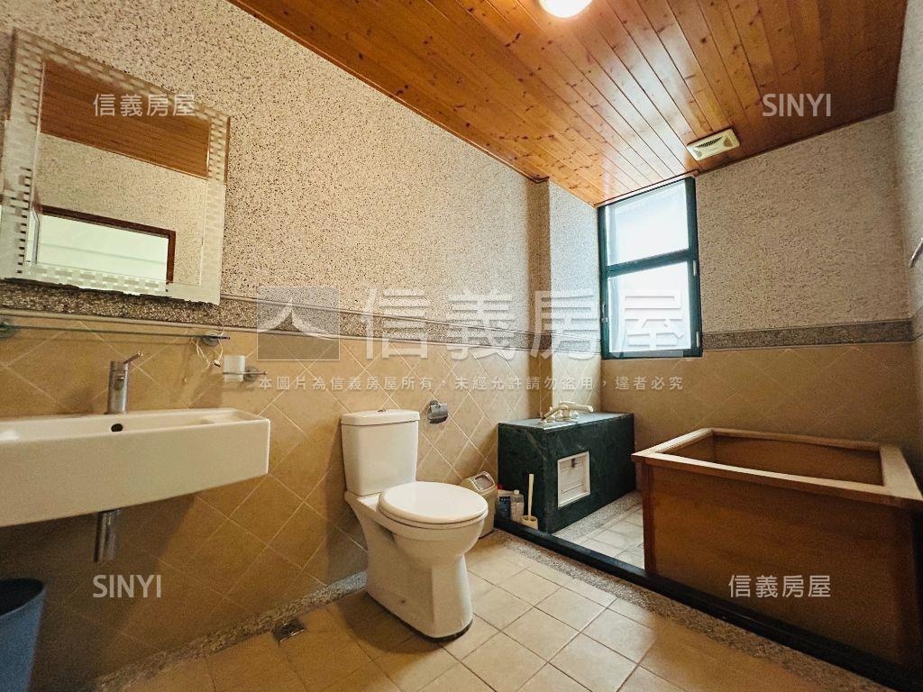 荷風稀有面寬雙車墅房屋室內格局與周邊環境
