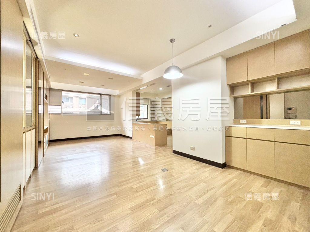 上北大匠心獨運三房房屋室內格局與周邊環境